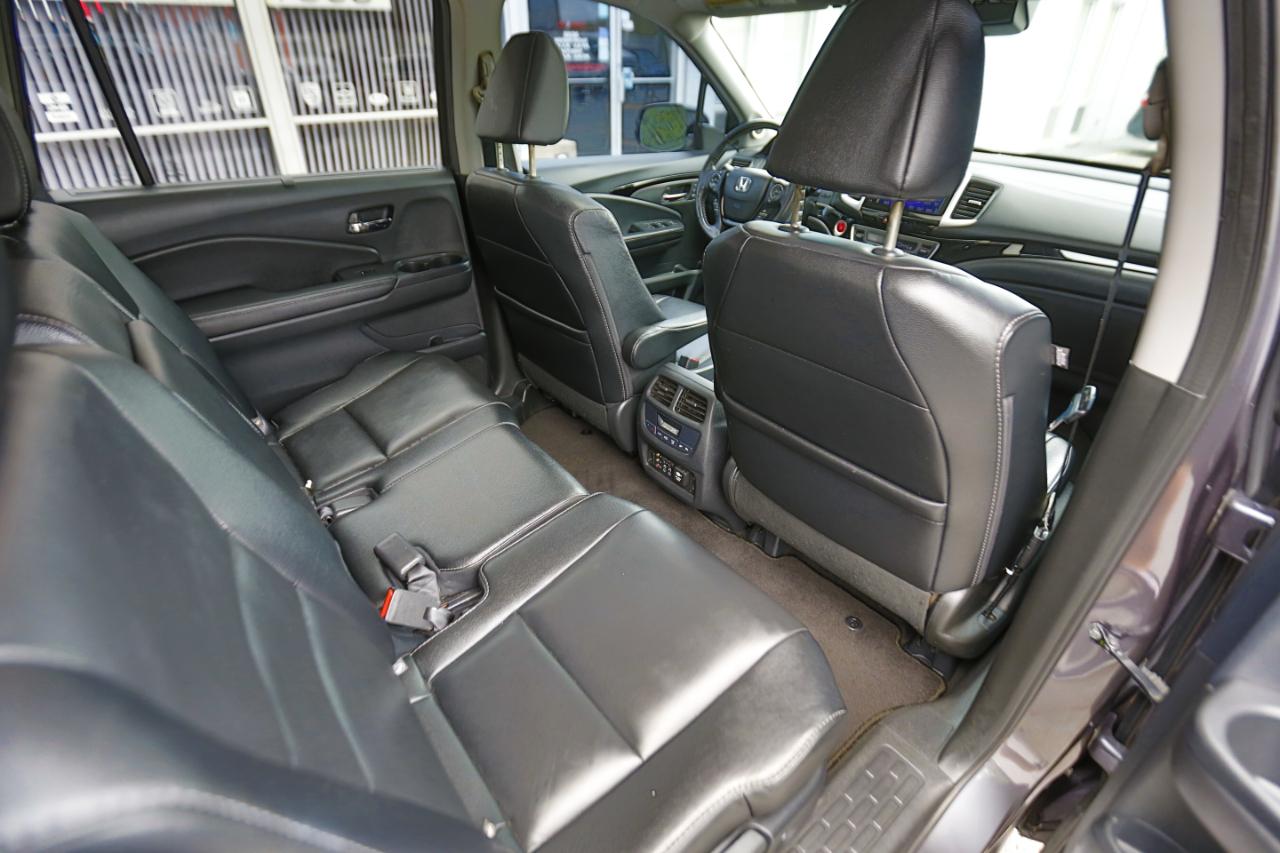 Honda Pilot Touring AWD 2017