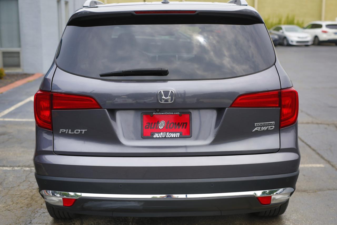 Honda Pilot Touring AWD 2017