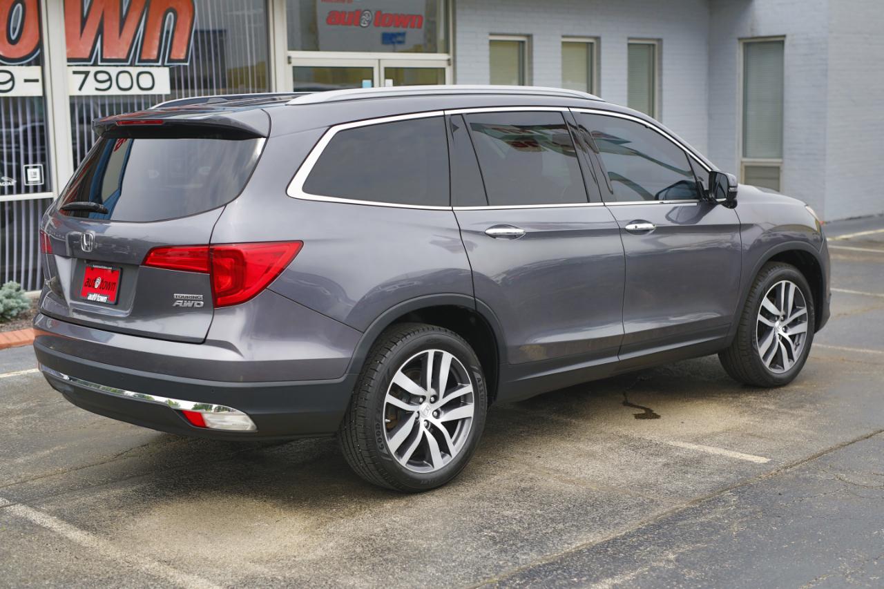 Honda Pilot Touring AWD 2017