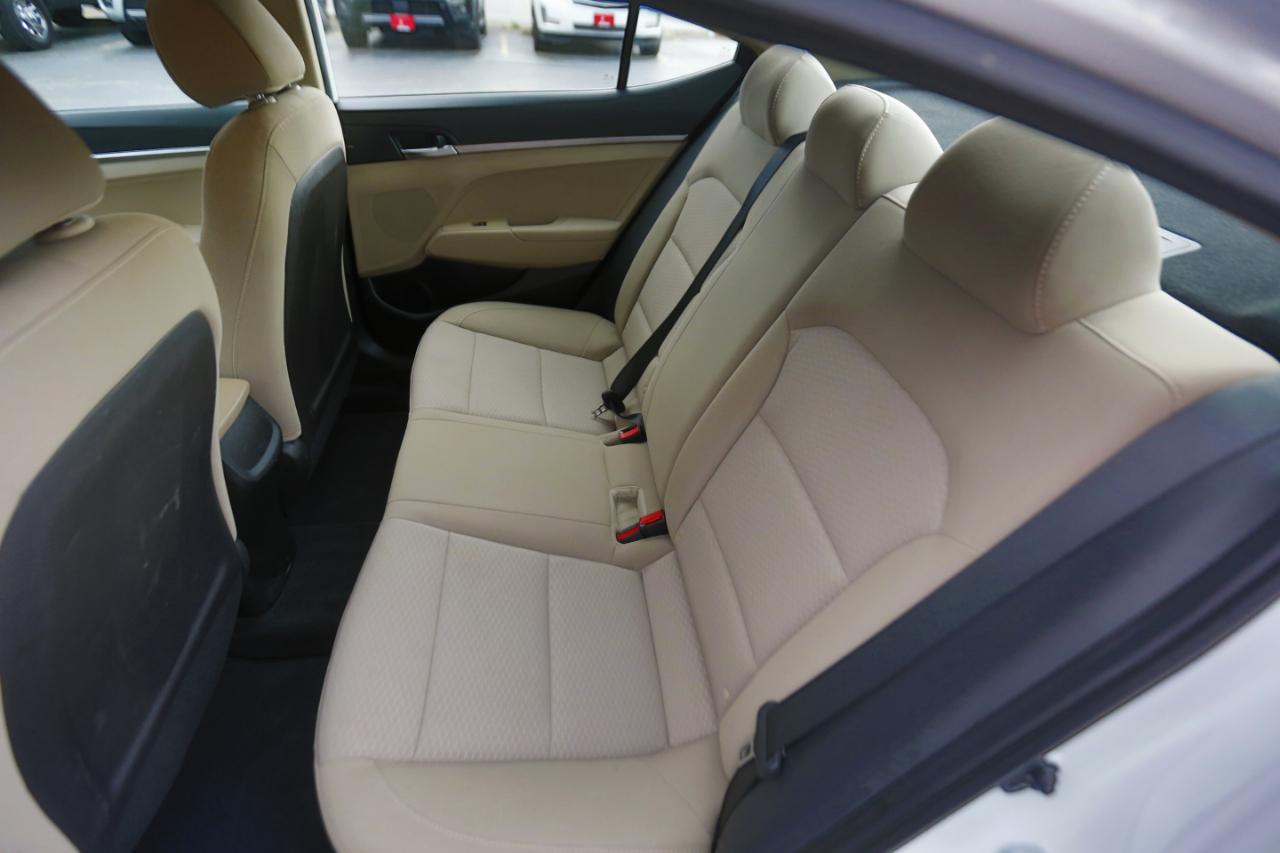 Hyundai Elantra SE Auto 2019