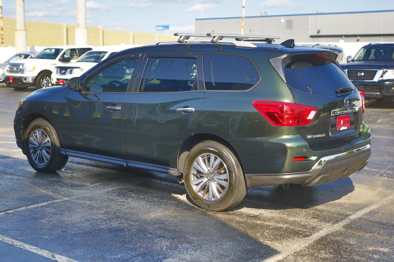 Nissan Pathfinder FWD SV 2020