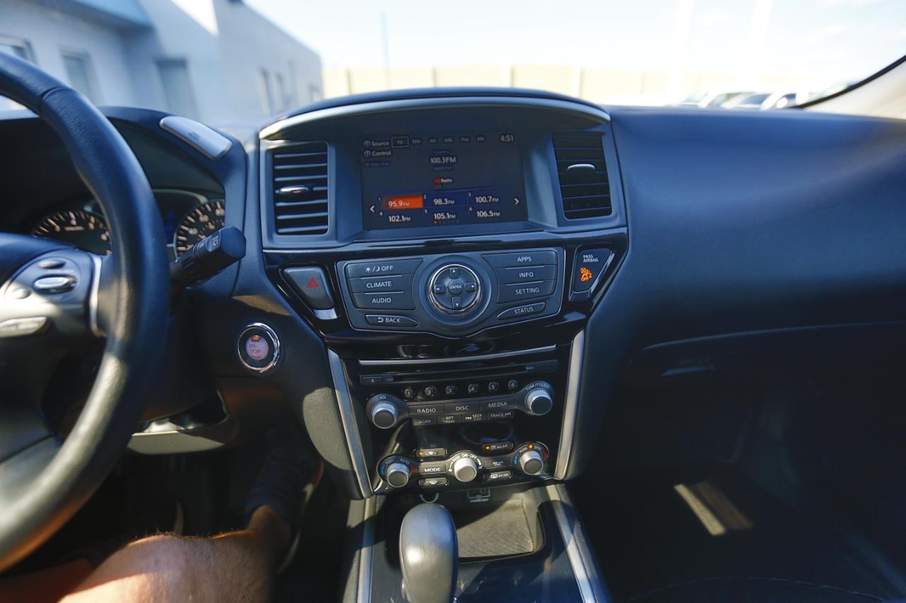 Nissan Pathfinder FWD SV 2020