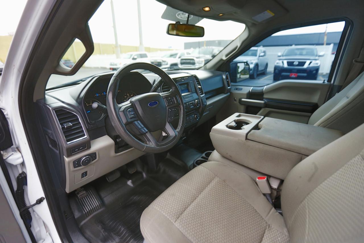 Ford F-150 4WD SuperCrew 157" Lariat w/HD Payload Pkg 2015