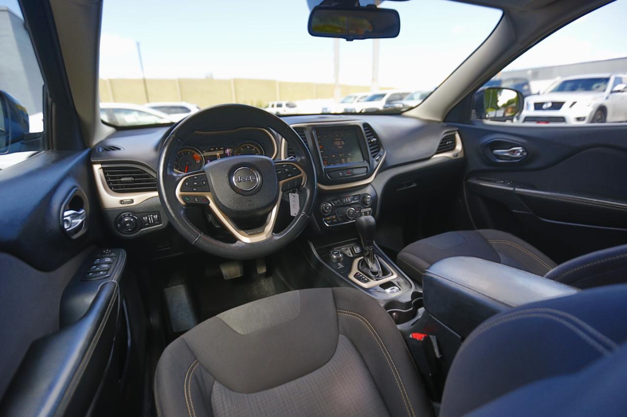 Jeep Cherokee 4WD 4dr Latitude 2016