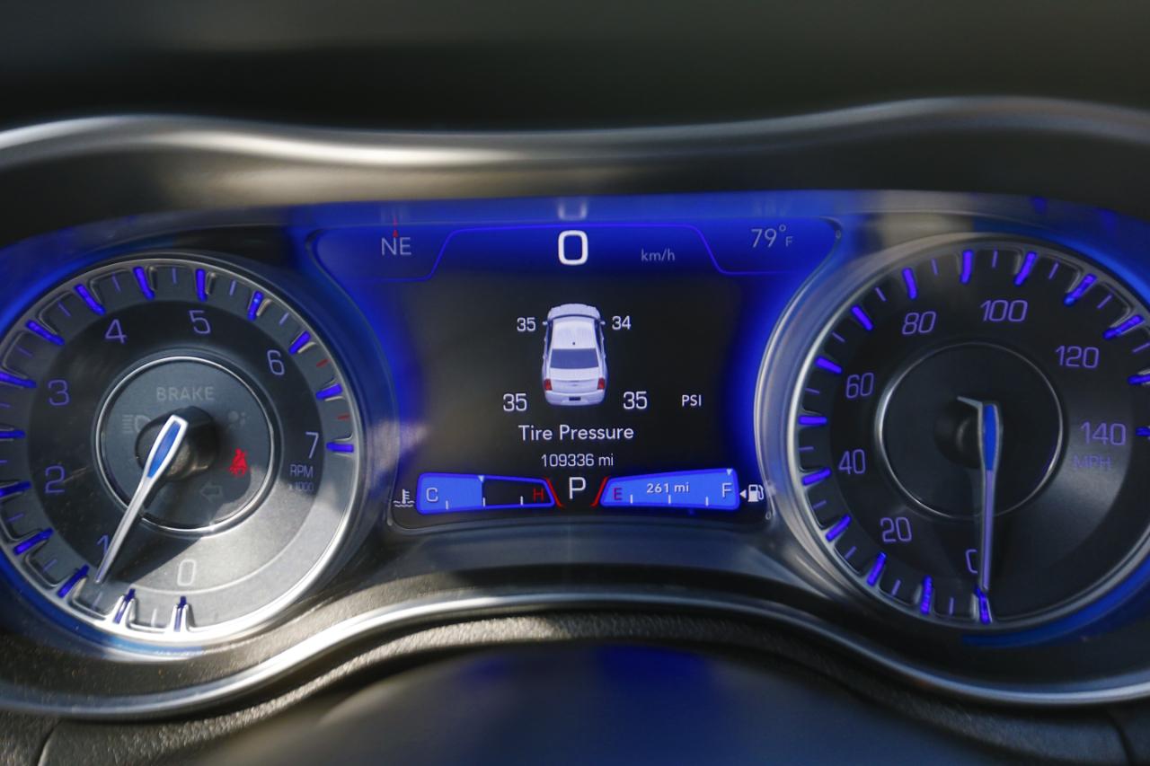 Chrysler 300  2021