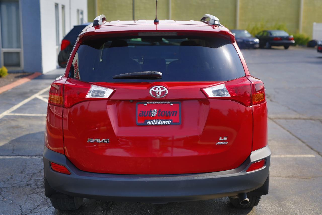 Toyota RAV4 AWD 4dr LE (Natl) 2013