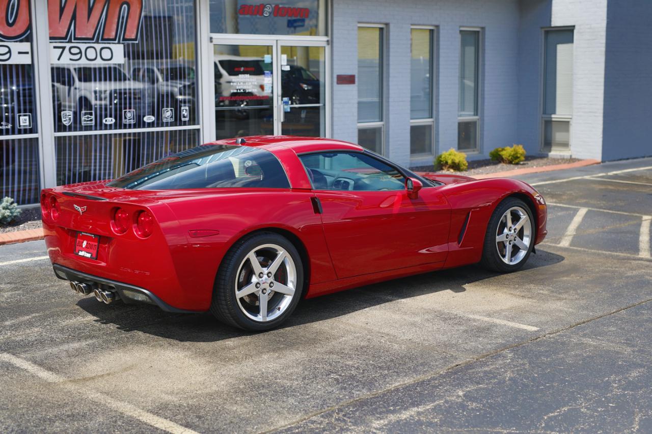 Chevrolet Corvette 2dr Cpe 2005