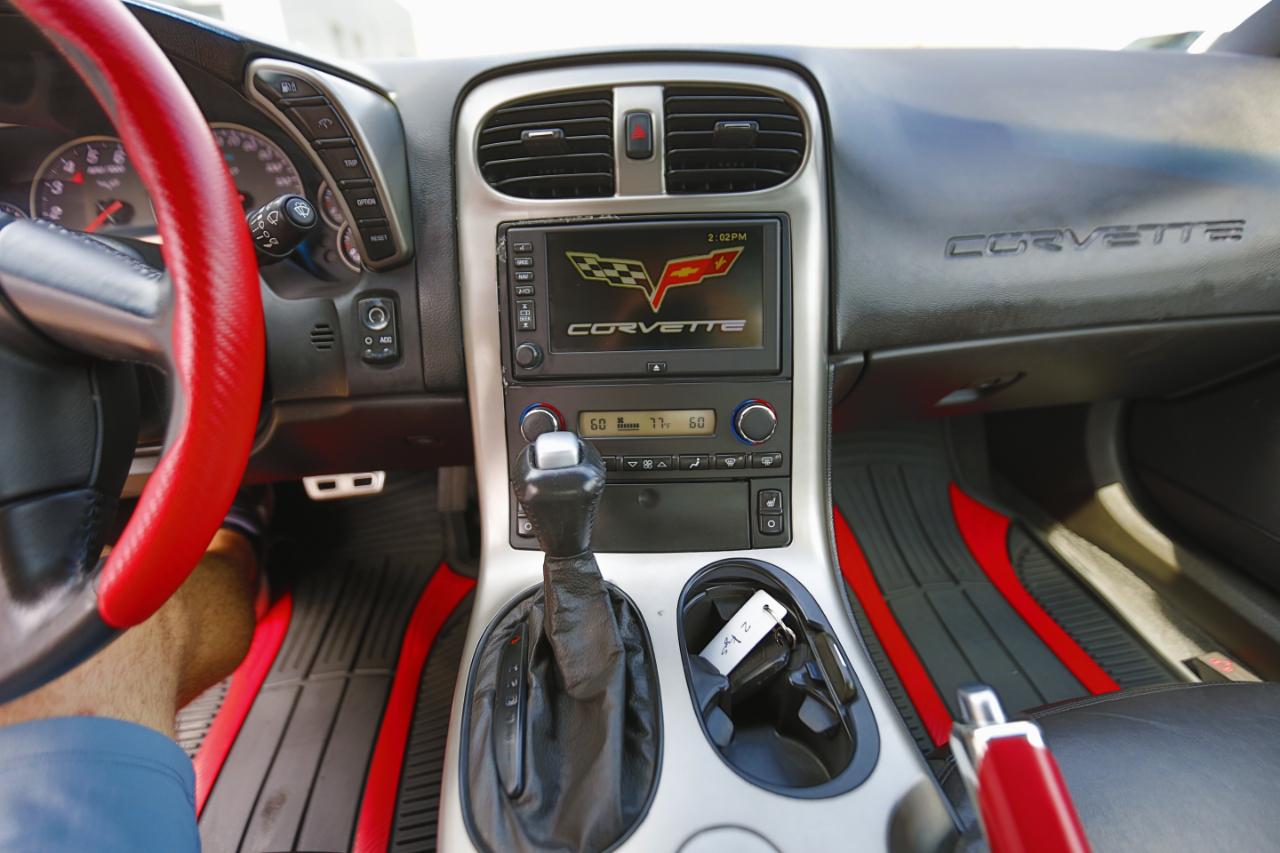 Chevrolet Corvette 2dr Cpe 2005