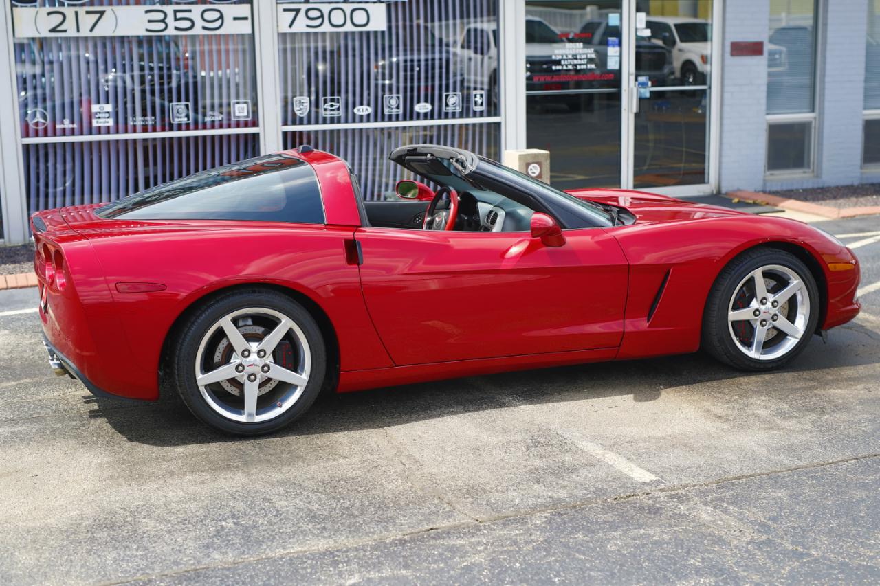 Chevrolet Corvette 2dr Cpe 2005