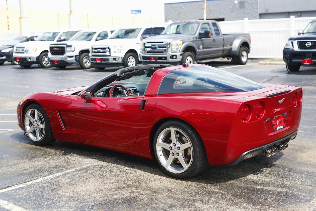 Chevrolet Corvette 2dr Cpe 2005