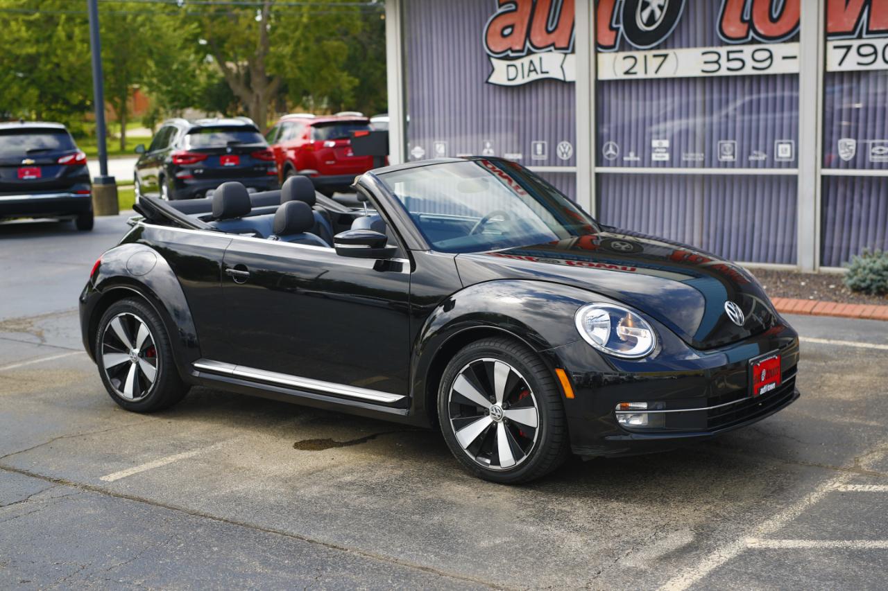 Volkswagen Beetle Convertible 2dr Man 2.0T PZEV 2013