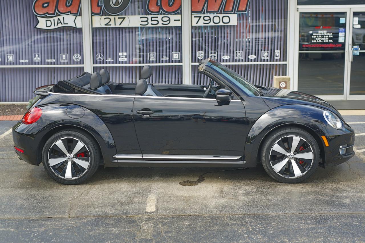 Volkswagen Beetle Convertible 2dr Man 2.0T PZEV 2013