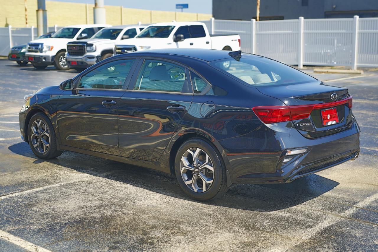 Kia Forte LXS IVT 2020