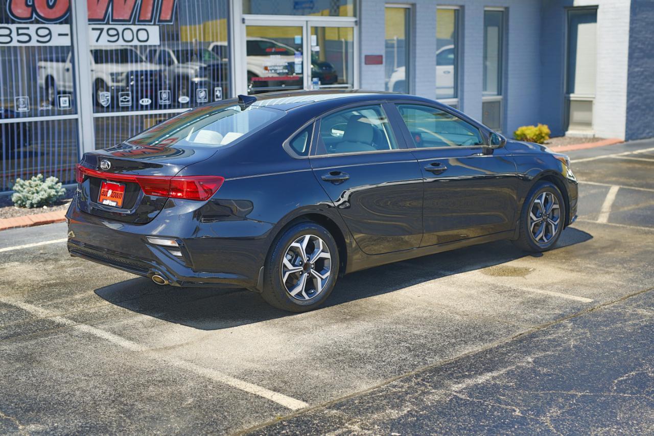 Kia Forte LXS IVT 2020