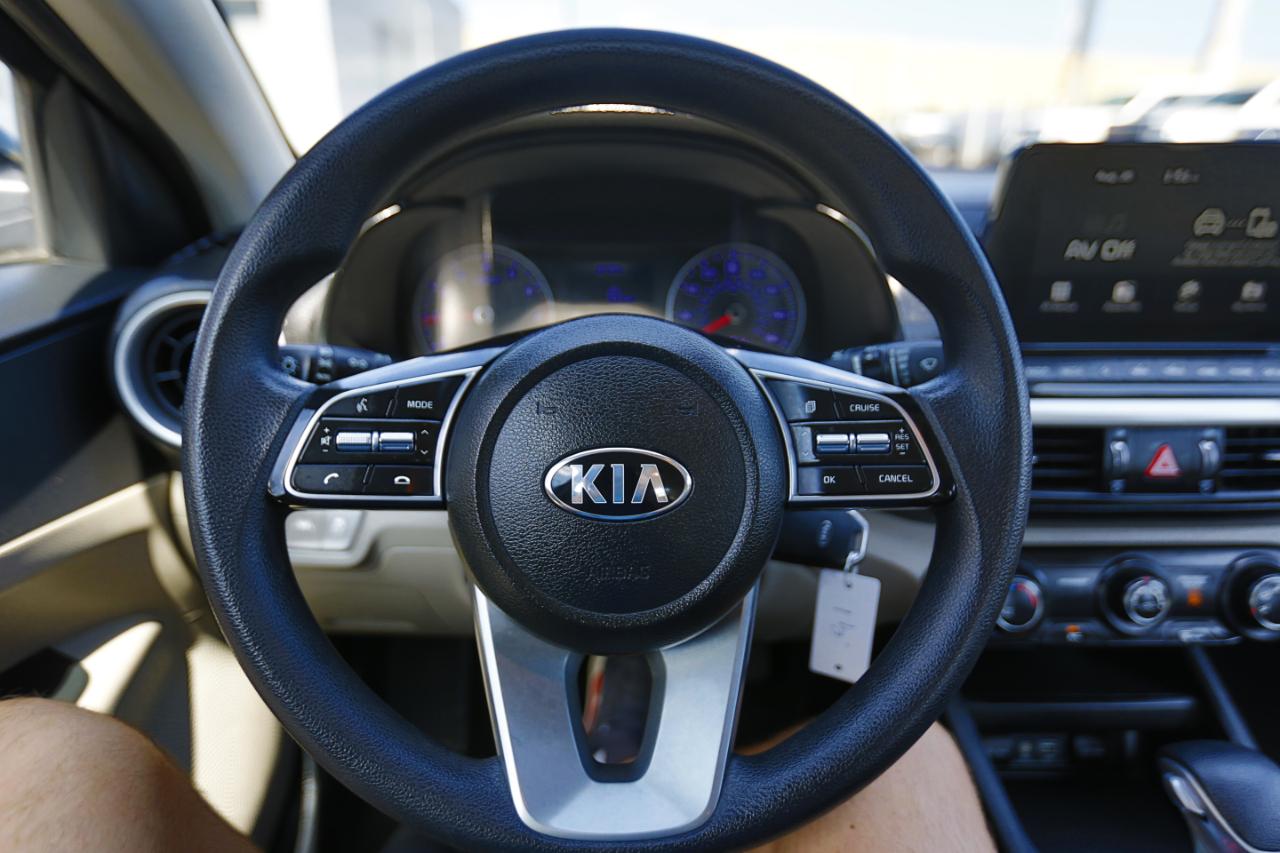 Kia Forte LXS IVT 2020