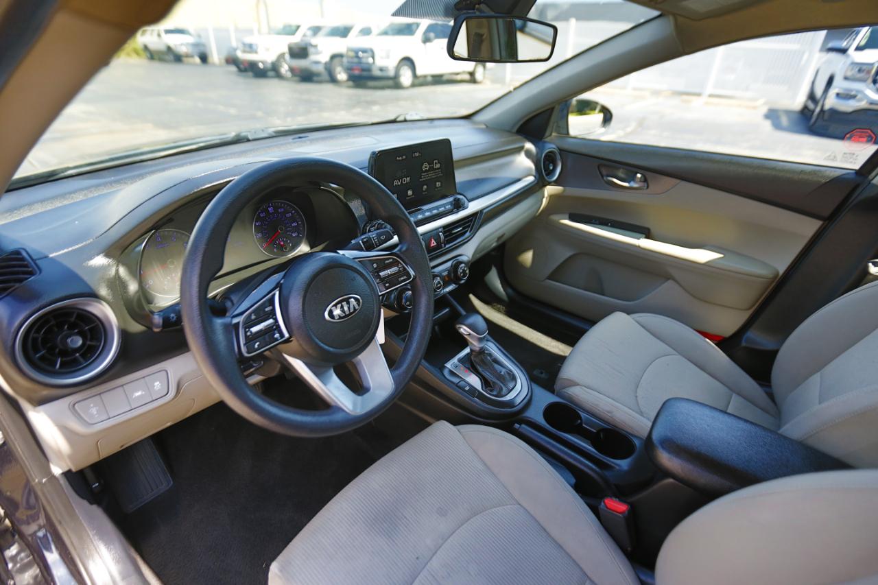 Kia Forte LXS IVT 2020