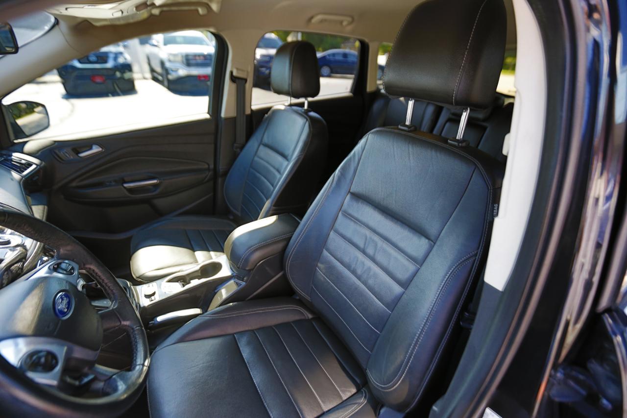 Ford Escape 4WD 4dr Titanium 2015