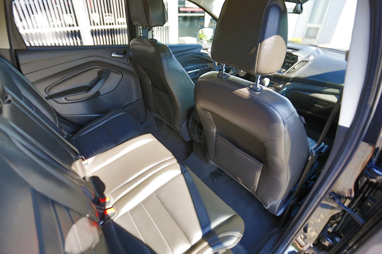 Ford Escape 4WD 4dr Titanium 2015