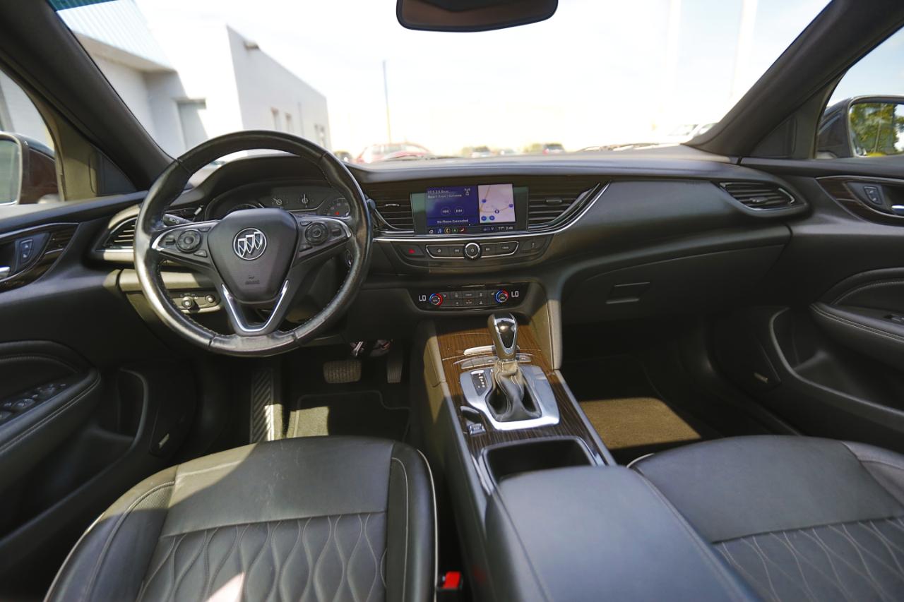 Buick Regal Sportback 4dr Sdn Avenir FWD 2020