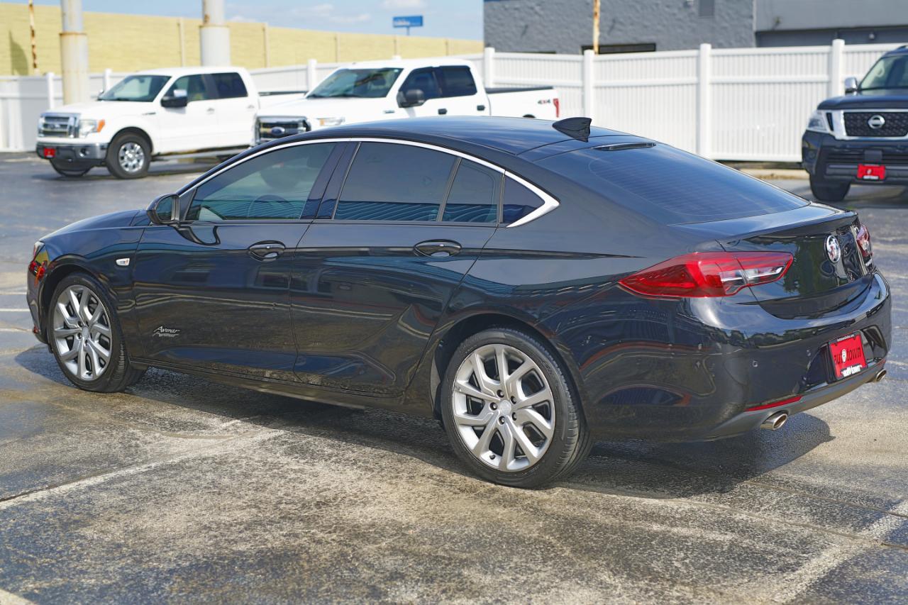 Buick Regal Sportback 4dr Sdn Avenir FWD 2020
