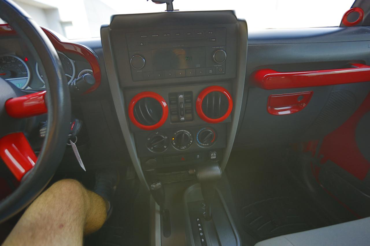 Jeep Wrangler Unlimited 4WD 4dr Sport 2010