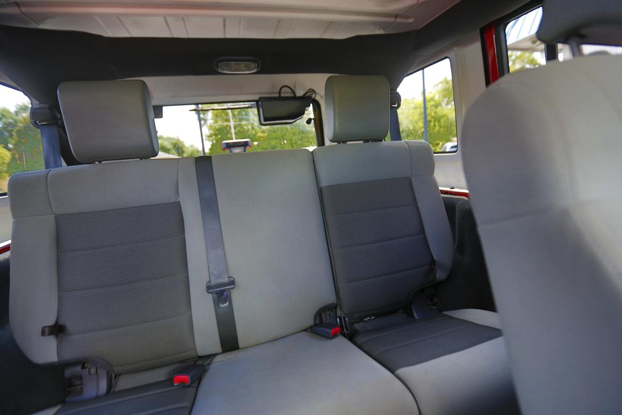 Jeep Wrangler Unlimited 4WD 4dr Sport 2010
