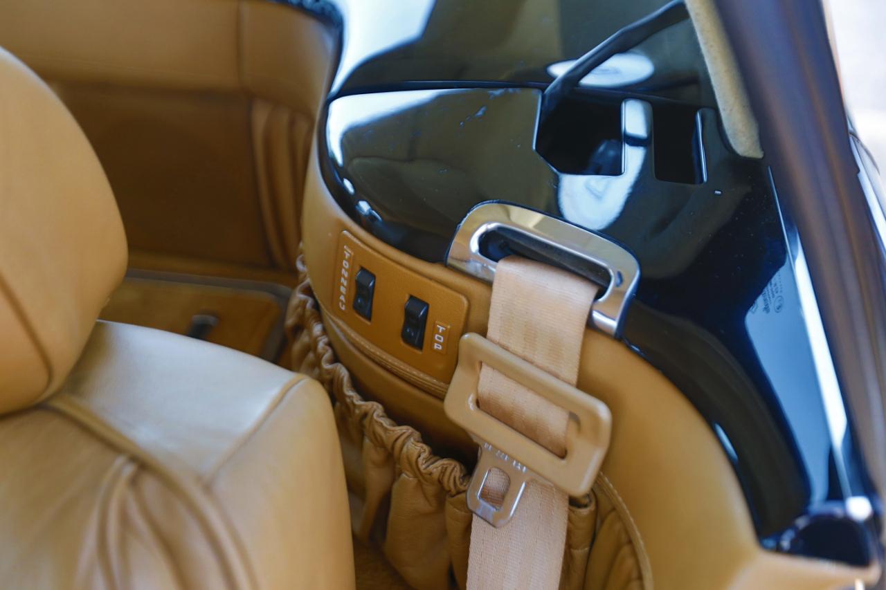 Chrysler LeBaron  1990