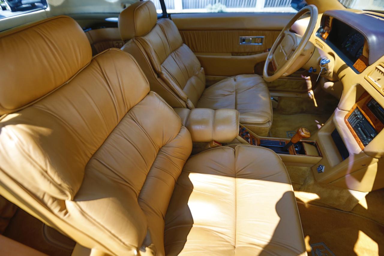Chrysler LeBaron  1990