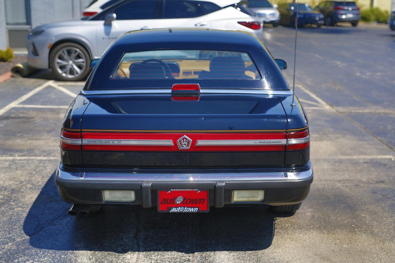 Chrysler LeBaron  1990
