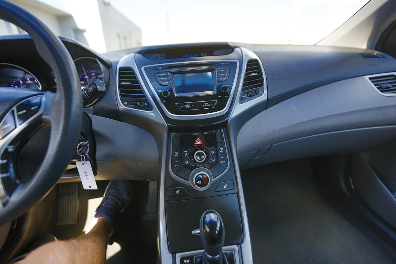 Hyundai Elantra 4dr Sdn Auto SE 2014