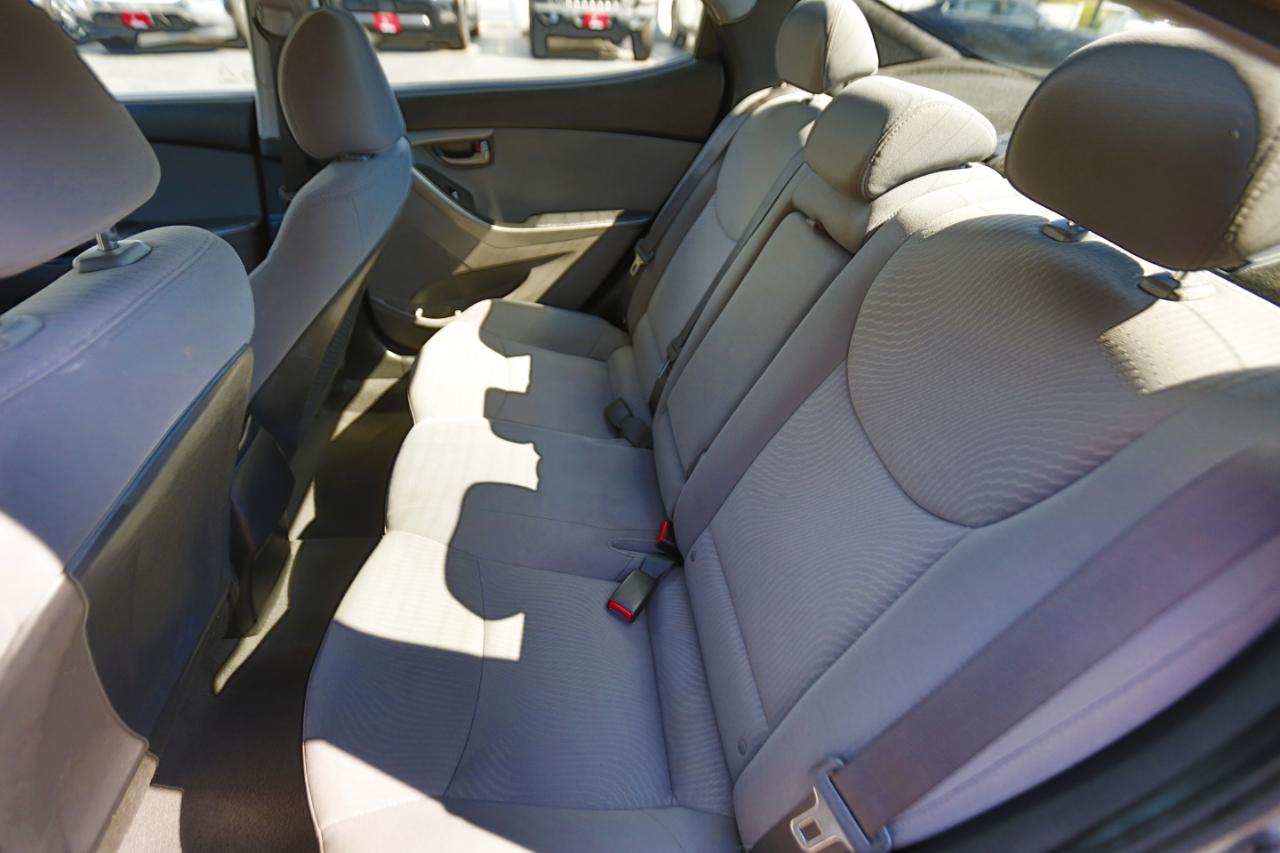 Hyundai Elantra 4dr Sdn Auto SE 2014