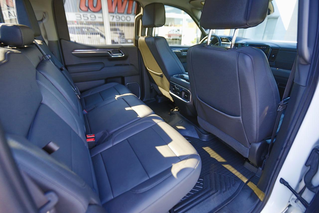 Chevrolet Silverado 1500 4WD Crew Cab 147" LTZ 2023