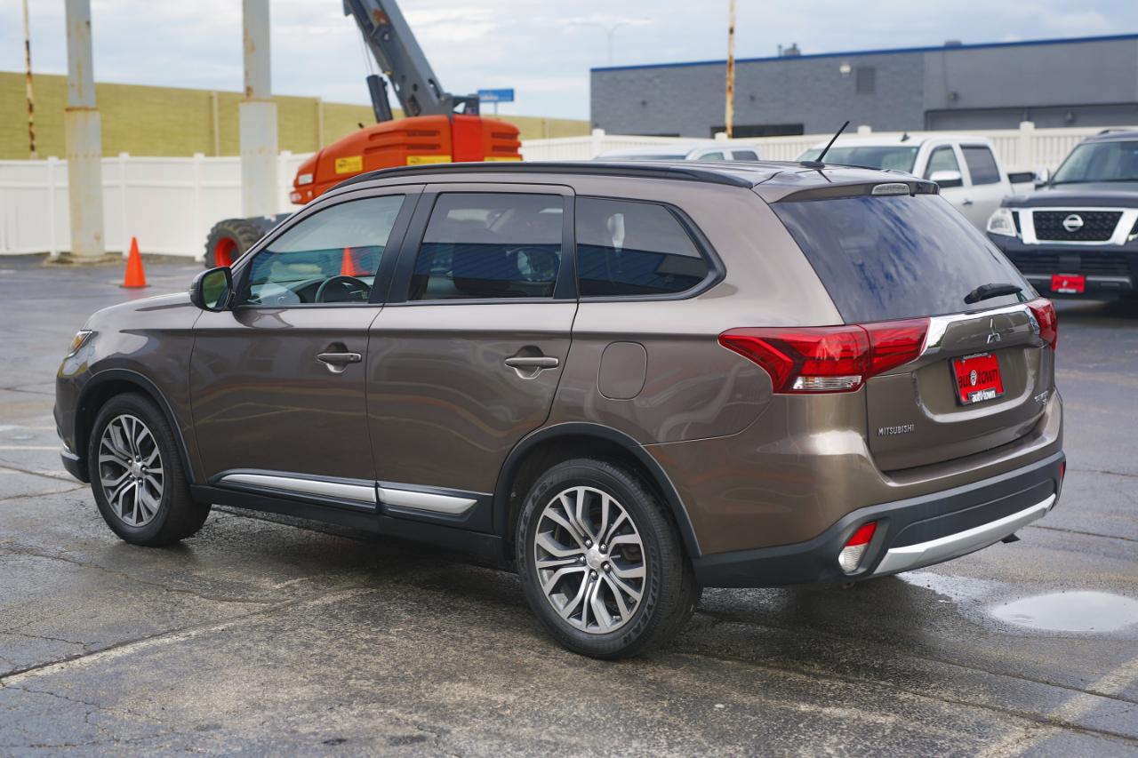 Mitsubishi Outlander AWC 4dr SEL 2016