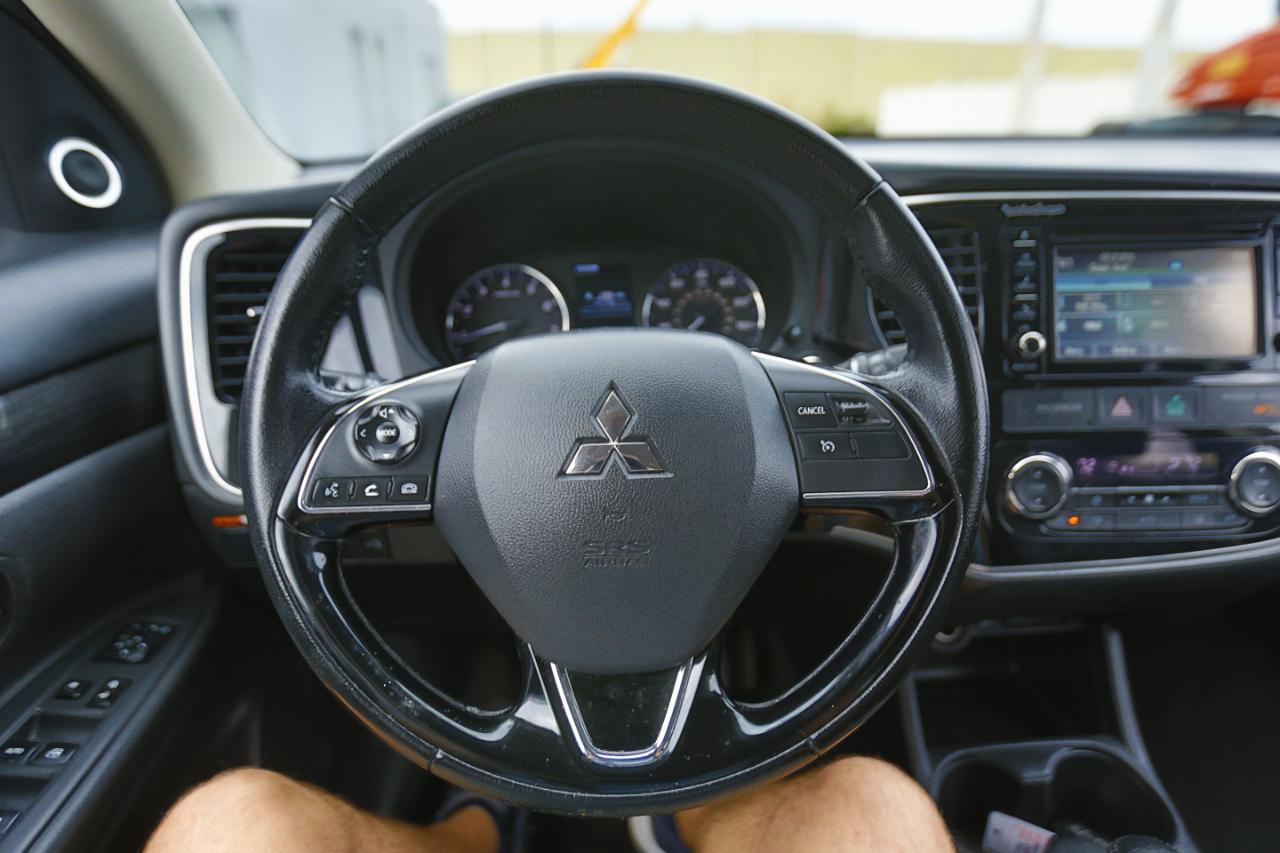 Mitsubishi Outlander AWC 4dr SEL 2016