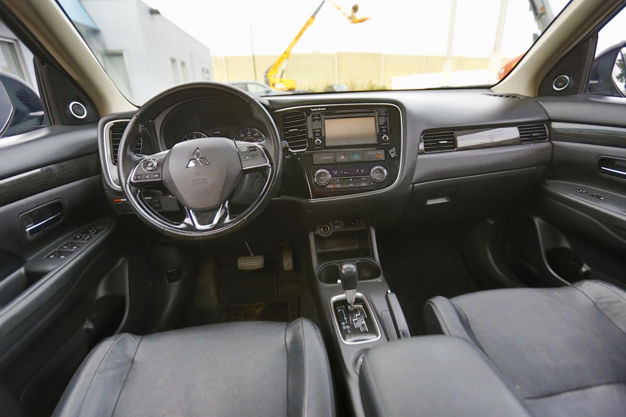 Mitsubishi Outlander AWC 4dr SEL 2016