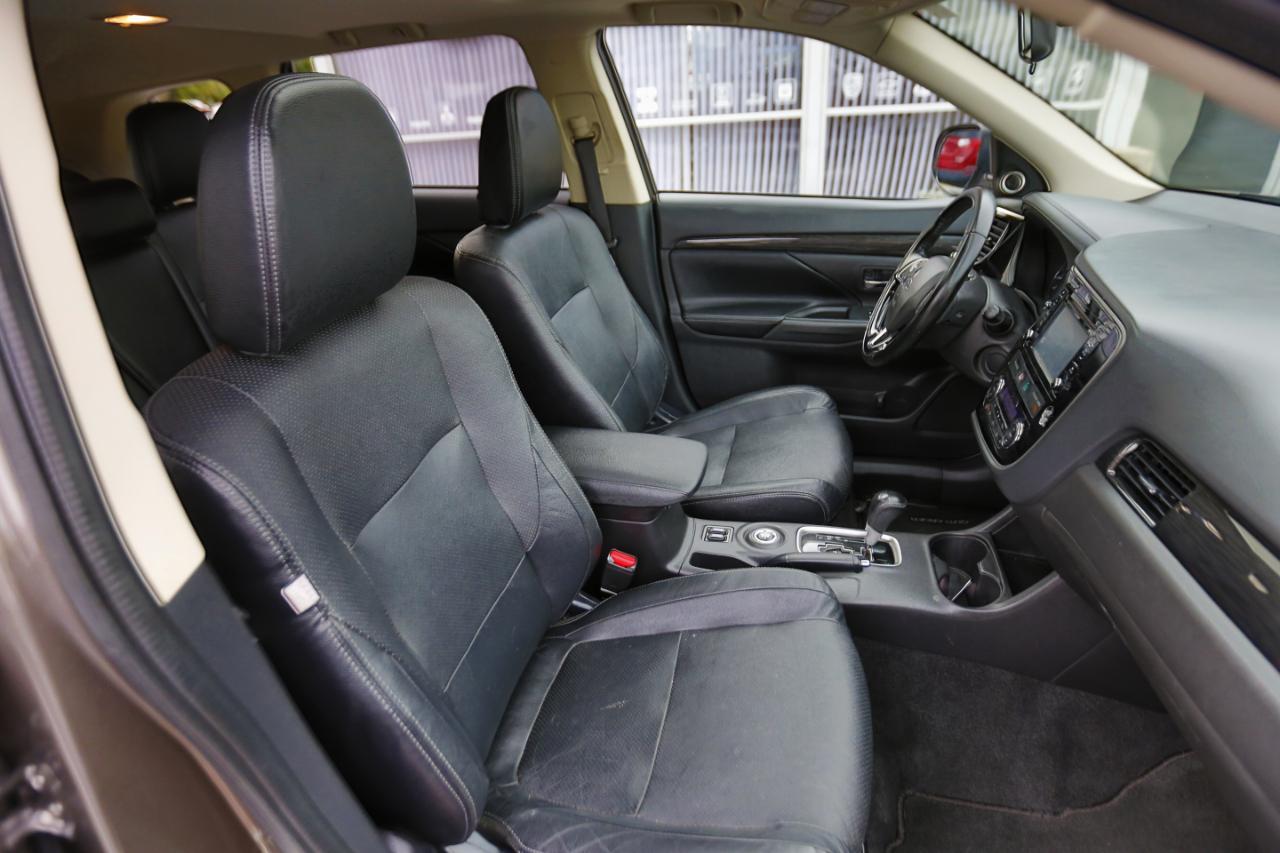 Mitsubishi Outlander AWC 4dr SEL 2016