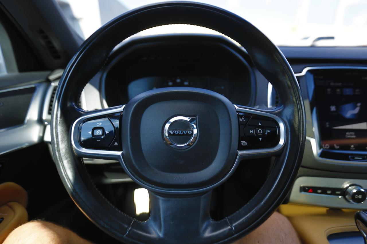 Volvo XC90 T5 AWD 7-Passenger Momentum 2018