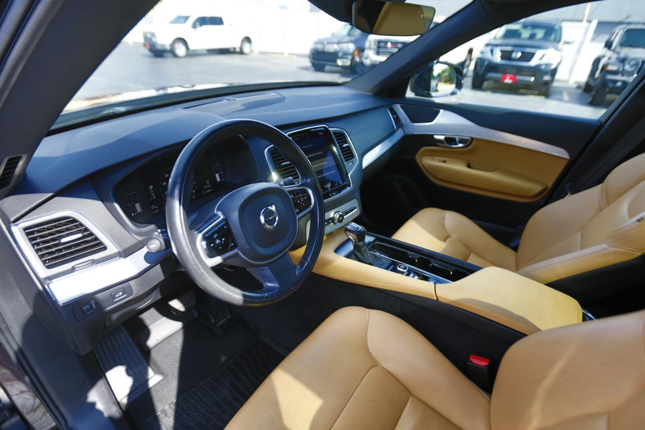 Volvo XC90 T5 AWD 7-Passenger Momentum 2018