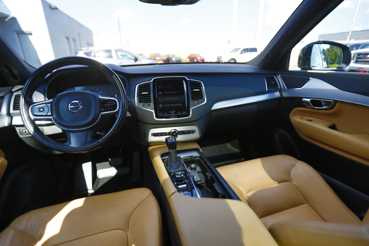 Volvo XC90 T5 AWD 7-Passenger Momentum 2018