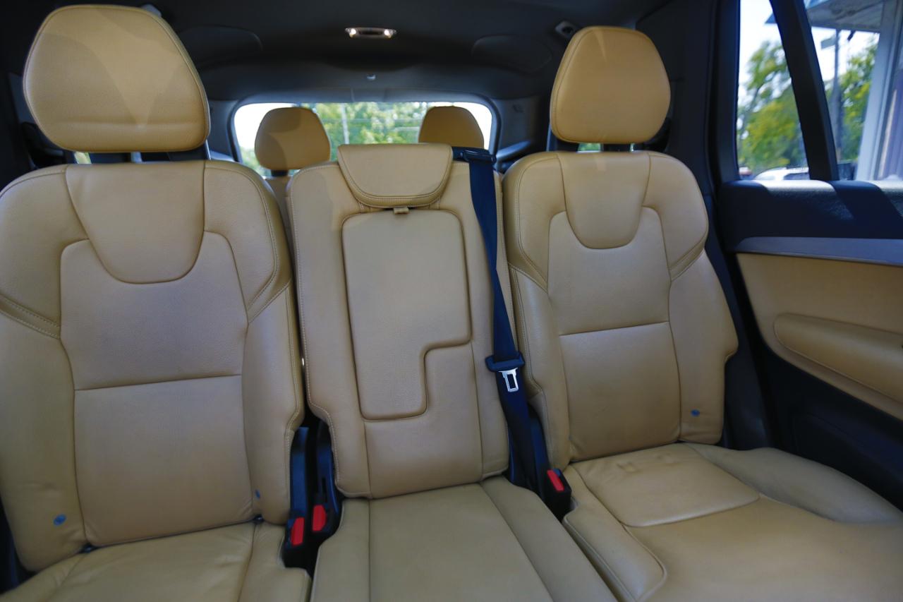 Volvo XC90 T5 AWD 7-Passenger Momentum 2018