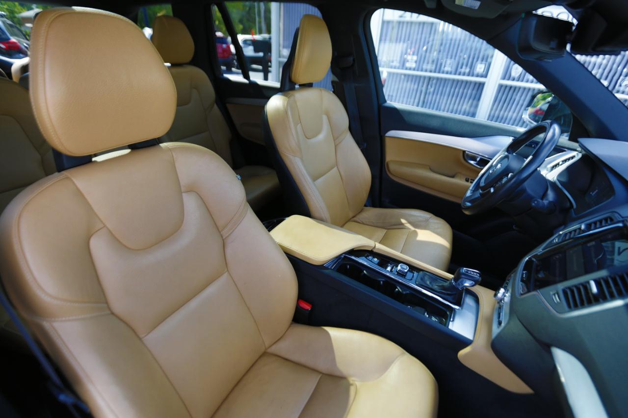 Volvo XC90 T5 AWD 7-Passenger Momentum 2018
