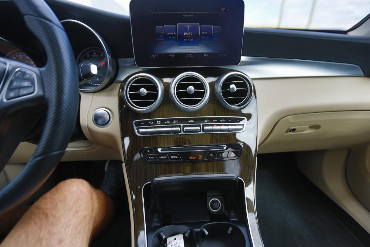 Mercedes-Benz GLC GLC 300 4MATIC SUV 2018