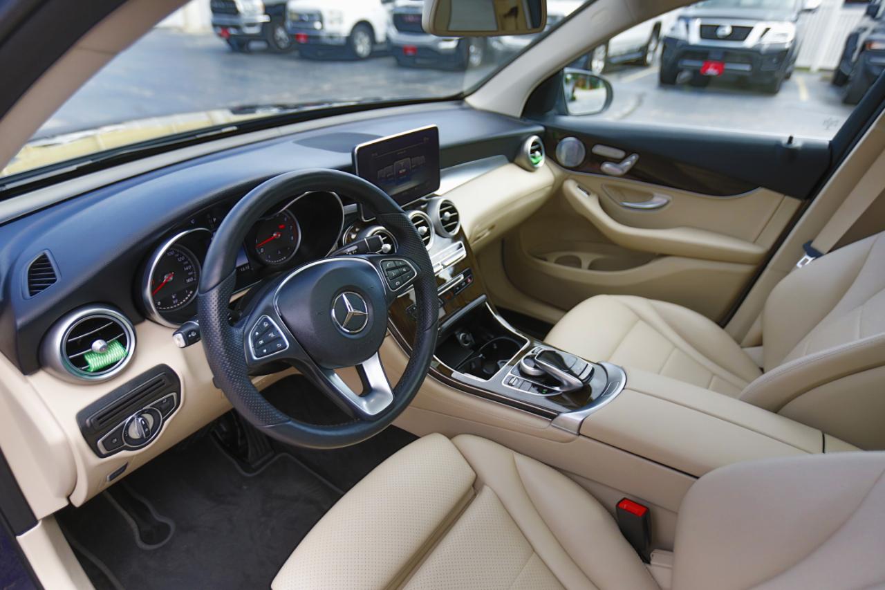 Mercedes-Benz GLC GLC 300 4MATIC SUV 2018