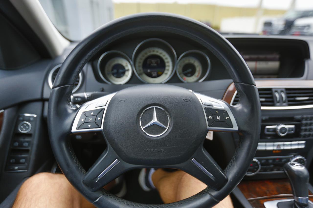 Mercedes-Benz C-Class 4dr Sdn C 300 Sport 4MATIC 2014