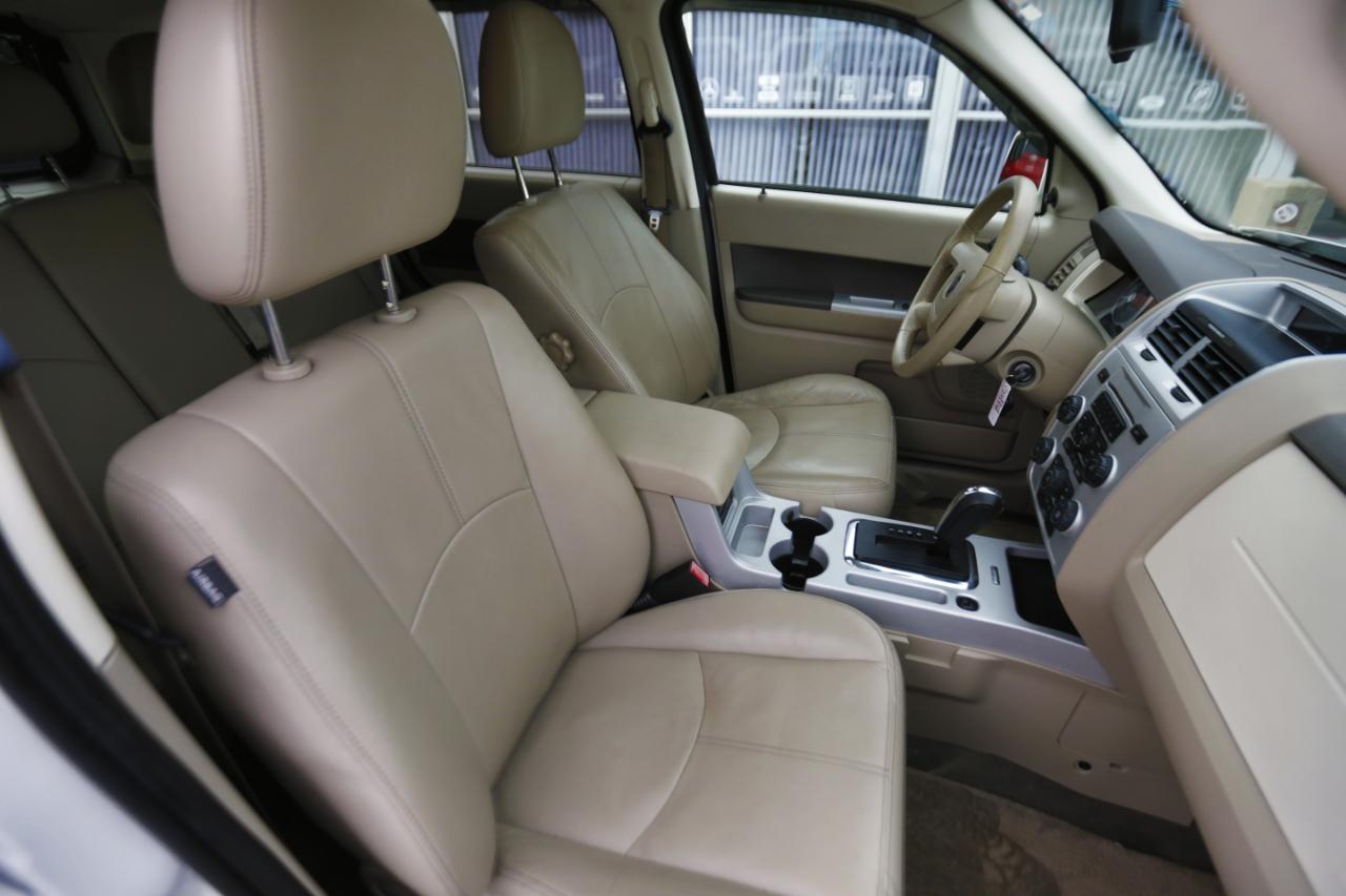 Mercury Mariner FWD 4dr Premier 2010