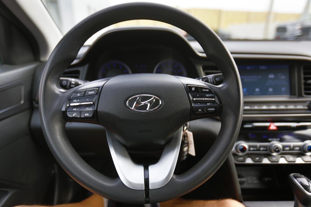 Hyundai Elantra SEL 2.0L Auto 2020
