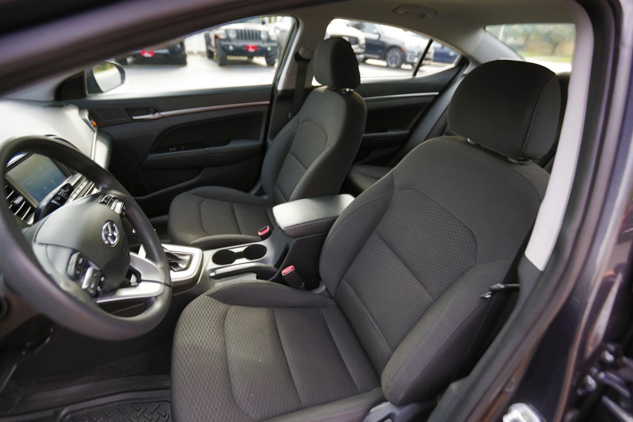 Hyundai Elantra SEL 2.0L Auto 2020