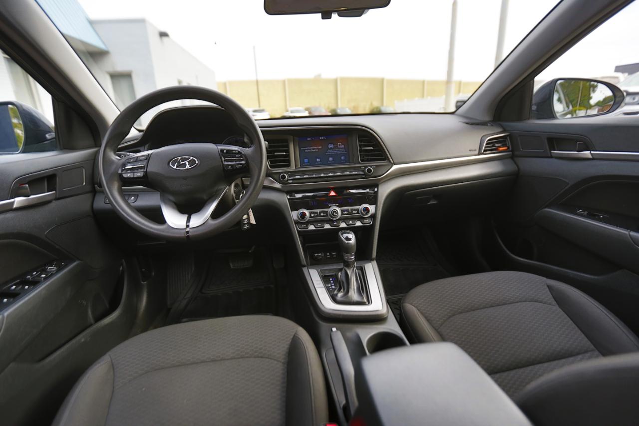 Hyundai Elantra SEL 2.0L Auto 2020