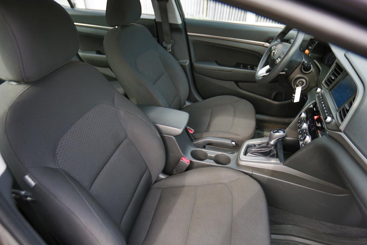Hyundai Elantra SEL 2.0L Auto 2020