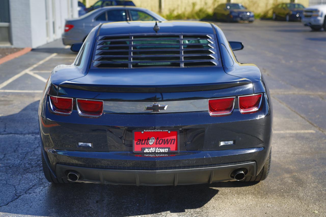 Chevrolet Camaro 2dr Cpe 2LS 2012